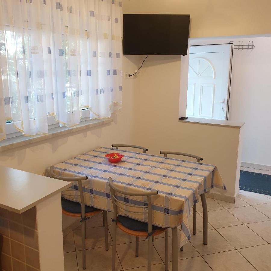 Apartment Sara Crikvenica Esterno foto